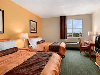 Hotel Spark By Hilton Doral Miami