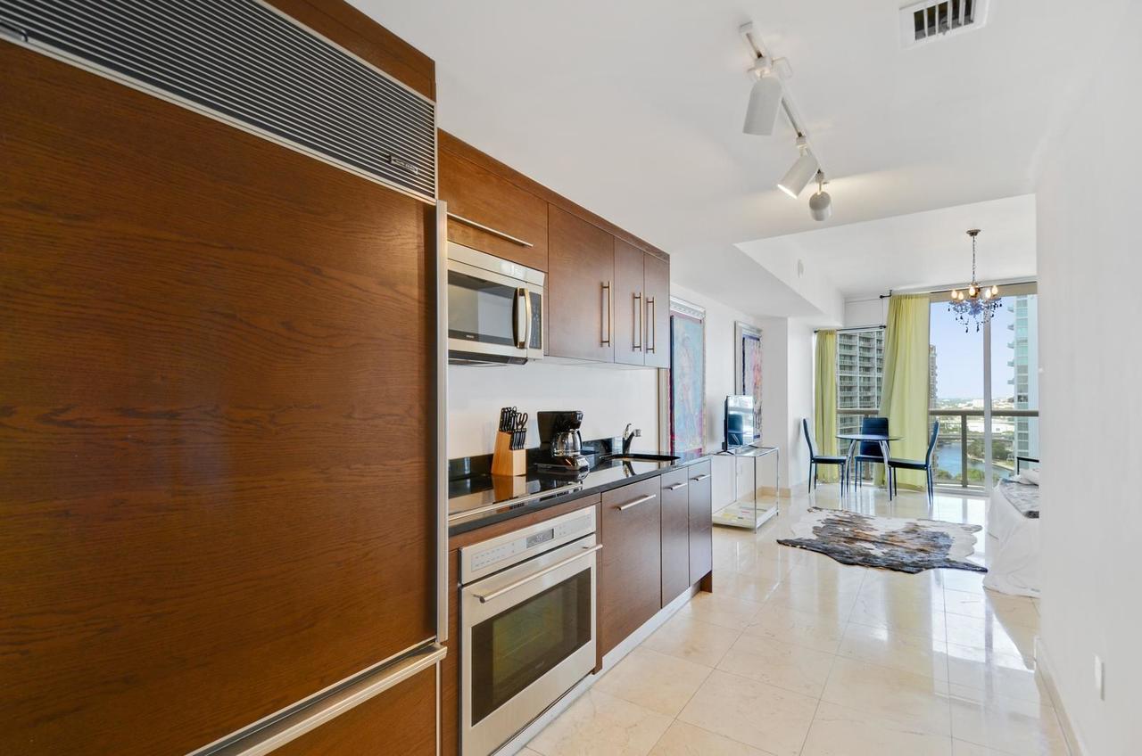Sonder — Icon Brickell Aparthotel 3*