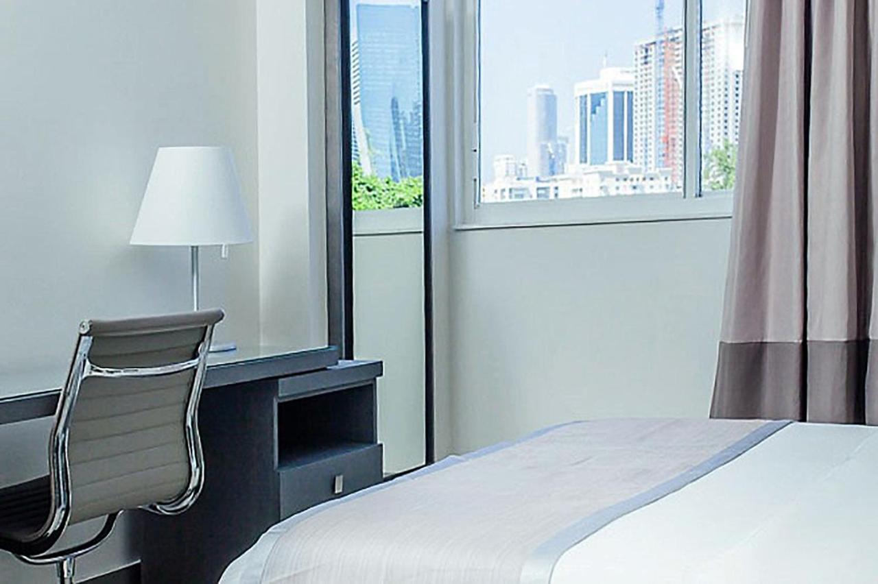 Alfred Brickell * Miami