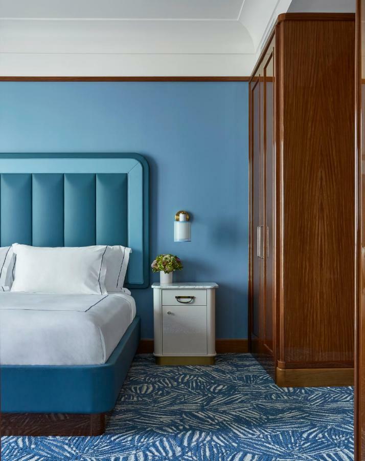 Mr. C - Coconut Grove Hotel 5*