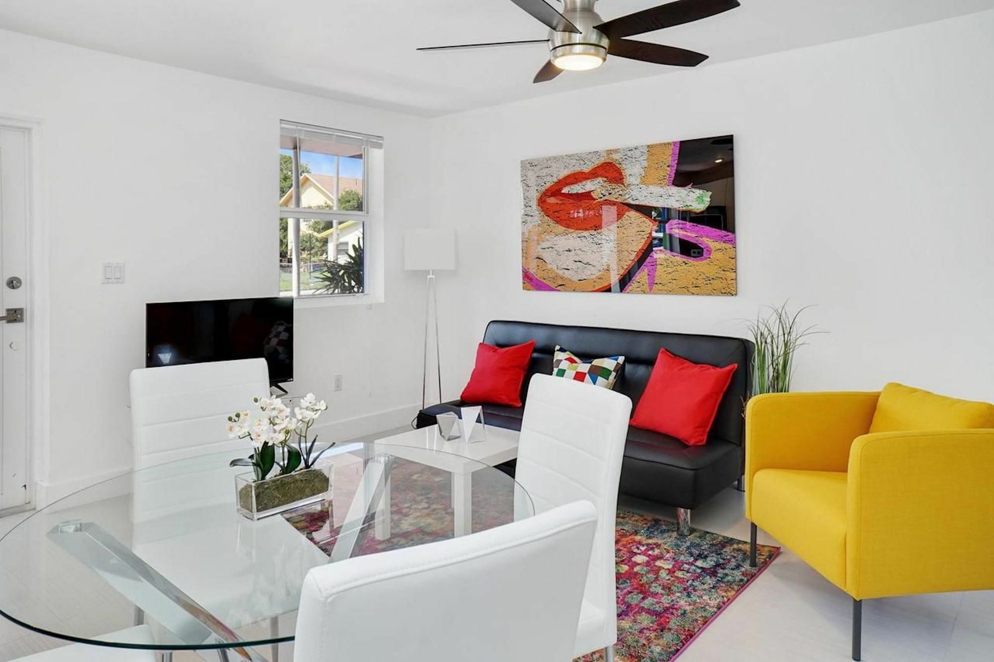 Apartment Colorful In Wynwood By Sonder Miami