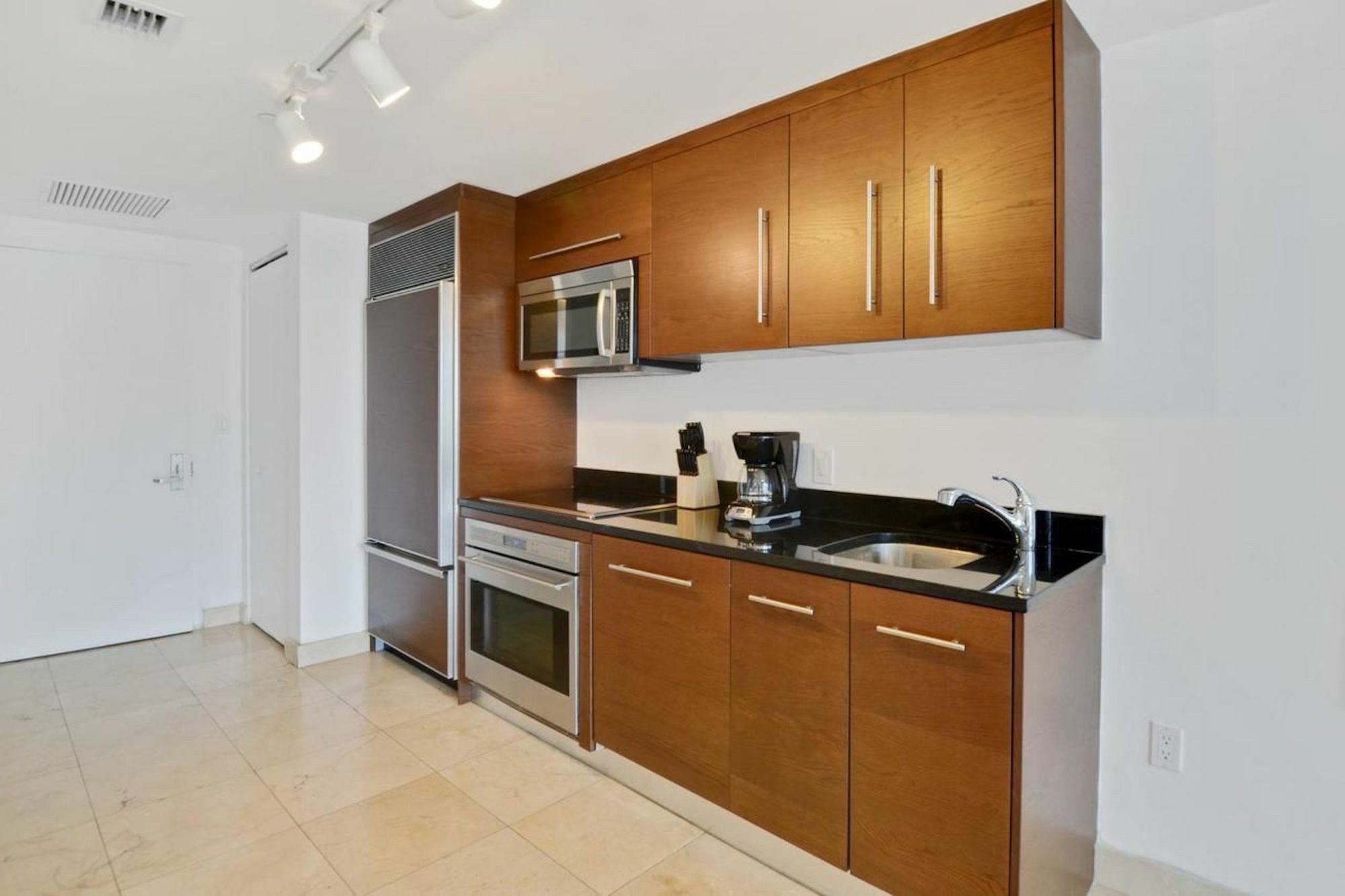 Hotel Posh In Brickell By Sonder