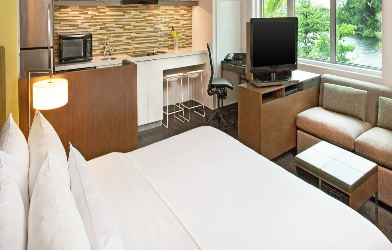 Hotel Element International Airport Miami