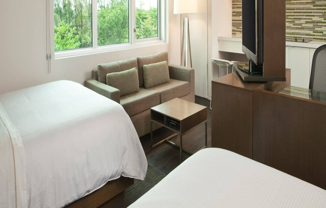 Hotel Element International Airport