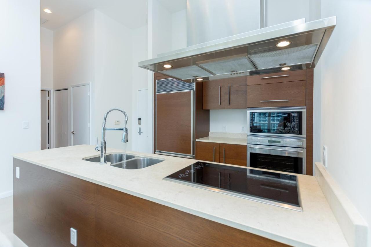 Icon Tower 5* Apartment *