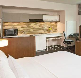 Element International Airport 3* Miami