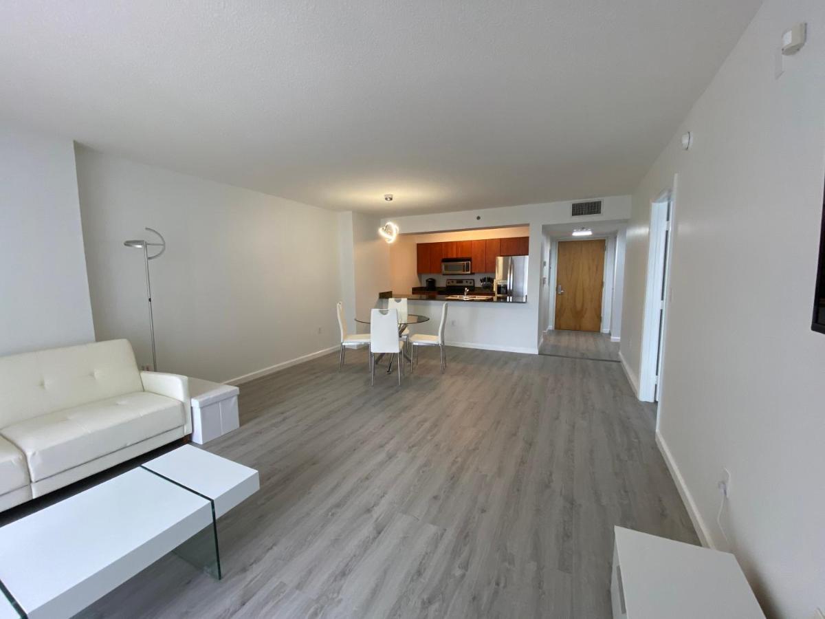 Chic And Modern, Brickell / + Free Parking Apartment Miami