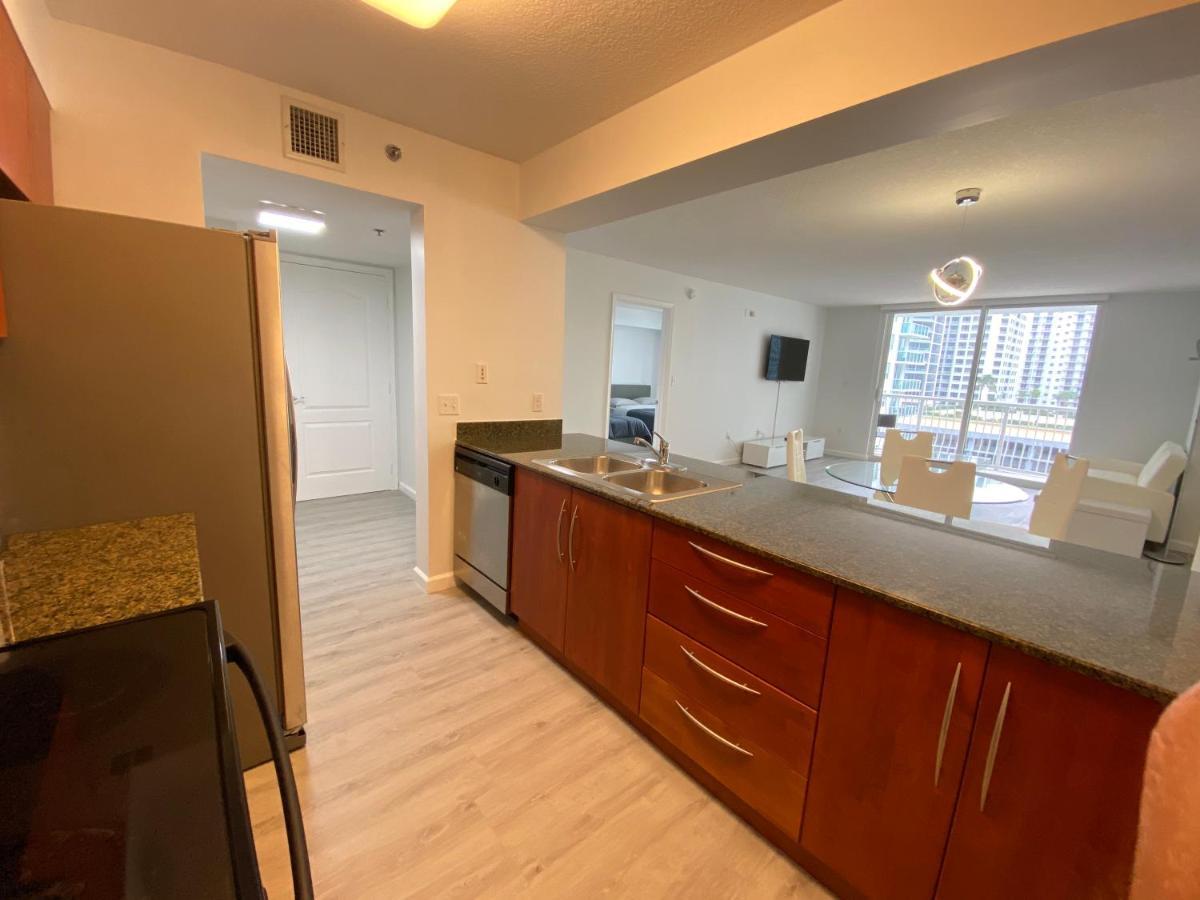 Chic And Modern, Brickell / + Free Parking * Miami