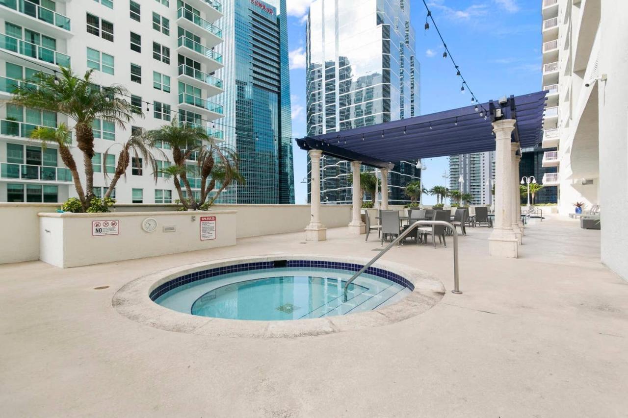 Apartment Chic And Modern, Brickell / + Free Parking *