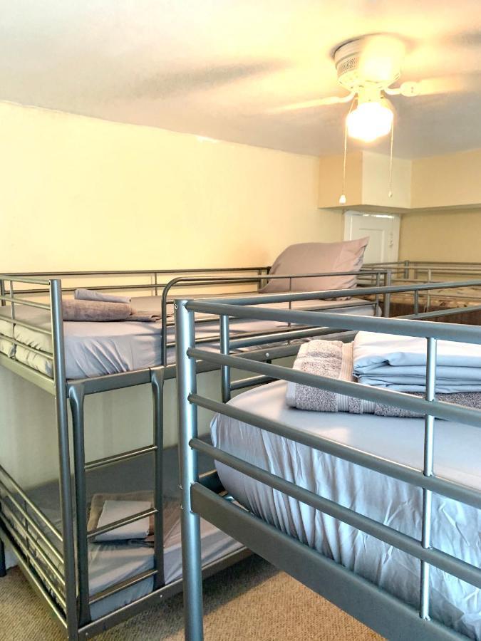 House Guest house *